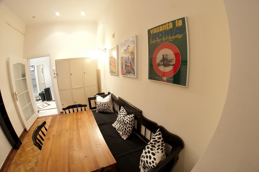 11Th Hour Cinema Hostel 布达佩斯 客房 照片