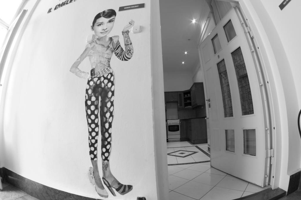 11Th Hour Cinema Hostel 布达佩斯 客房 照片